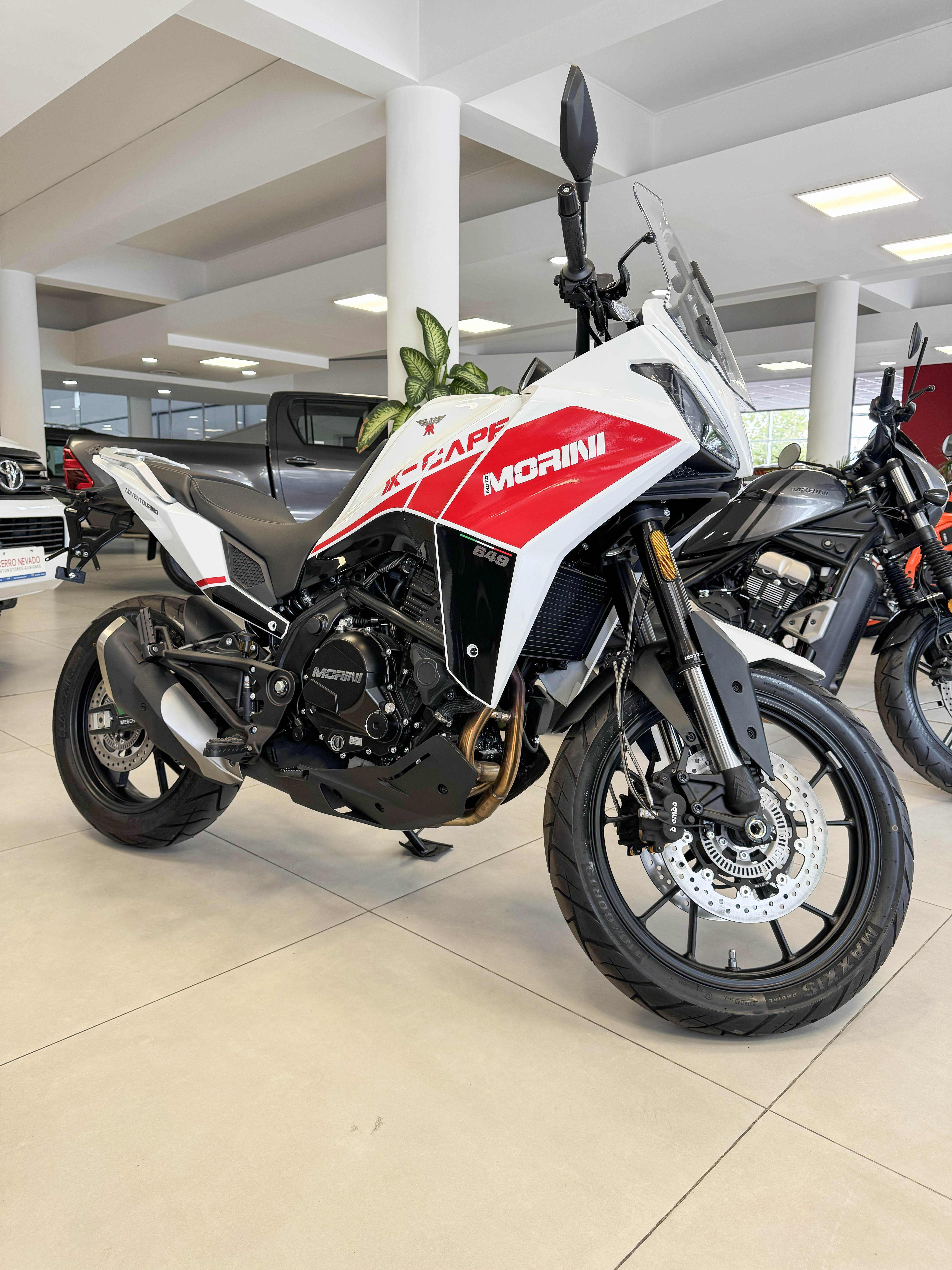 Imagen de Morini X-Cape 650