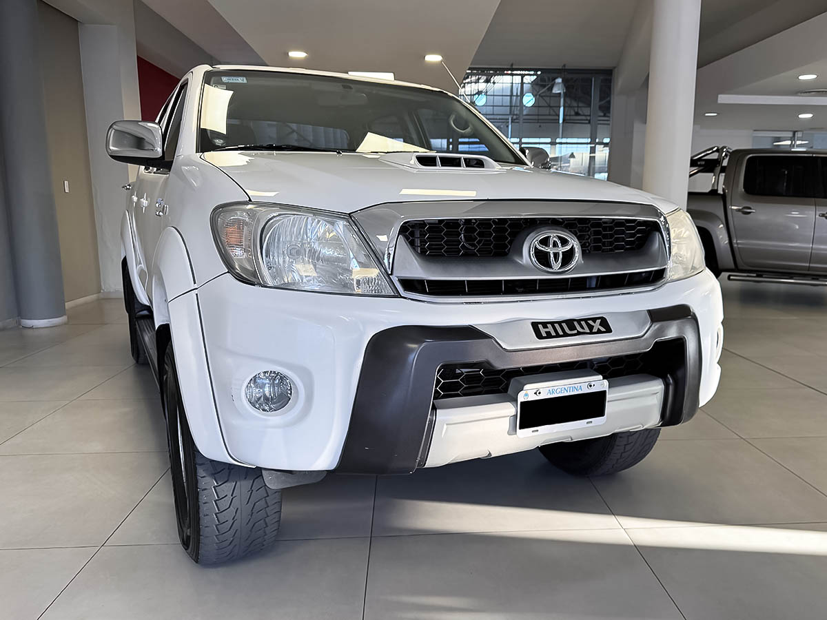 Imagen de Toyota Toyota - Toyota Hilux SRV 4x4 CD 3.0L MT